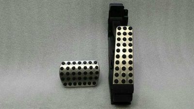 Mercedes SLK R171 gas pedal A1703000404 accelerator pedal AMG trim set