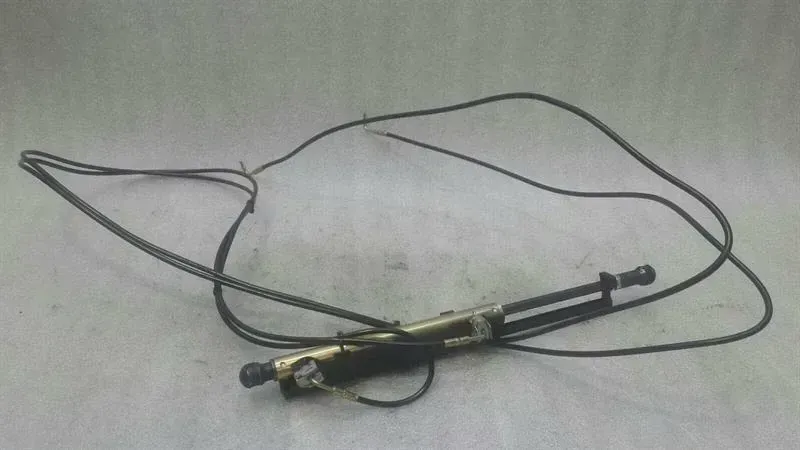 Mercedes SLK R171 RRH hydraulic cylinder A1718000672 hydraulic cylinder right HR