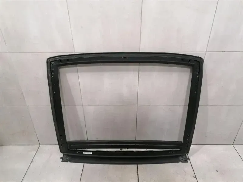 Porsche 911 996 Targa Front Frame 99656233302 Targa Front Roof Frame Roller Blind