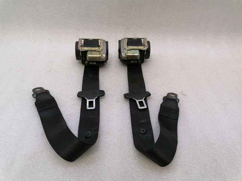 Porsche 911 996 front seatbelt set99680303405 seat belt front set convertible