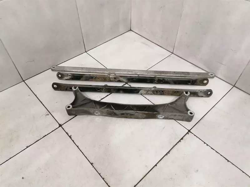 Porsche 911 997 Rear Centre subframe 99733126102 axle frame rear axle centre