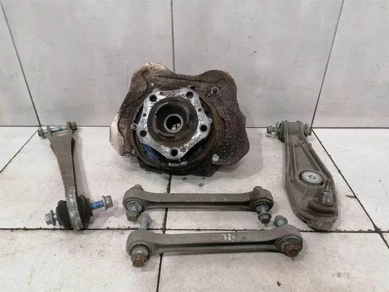 Porsche 911 997 Left Rear Hub Set 99733161106 Wheel Bearing Housing Rear Left Set