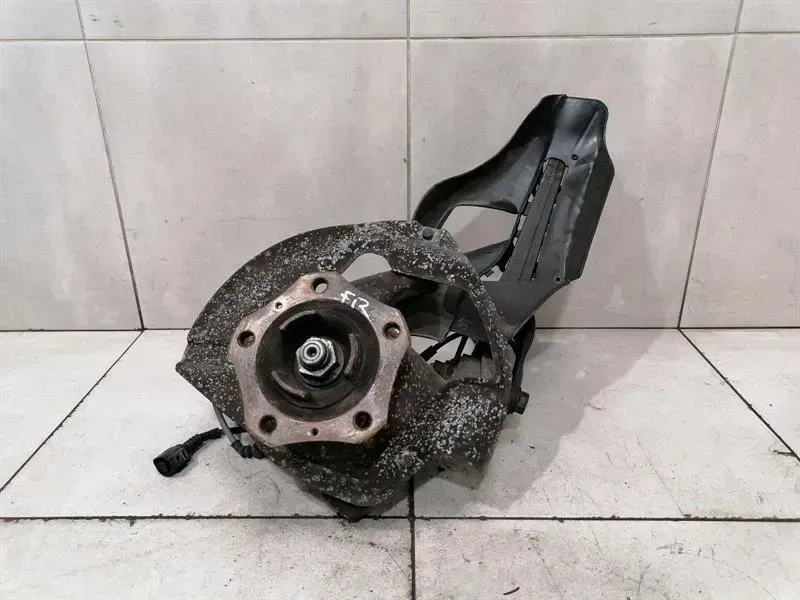 Porsche Cayman 981 Right Front Hub 99134115805 Wheel Bearing Case Front Right