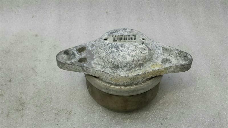 Mercedes GLK X204 Engine Mount A2042402017 Engine Holder GLK350 M272