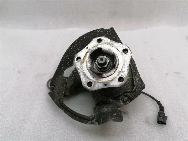 Porsche Boxster 981 Left Front Hub 99134165705 Wheel Bearing Housing Front Left