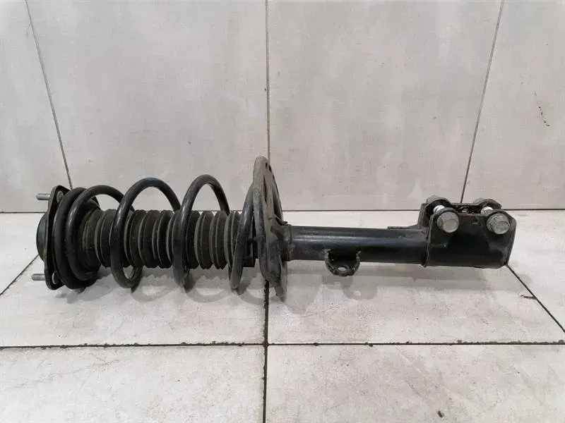 XUS RX RX450h AL20 Shock Absorber Front 48510-48590 Shock Absorber Front