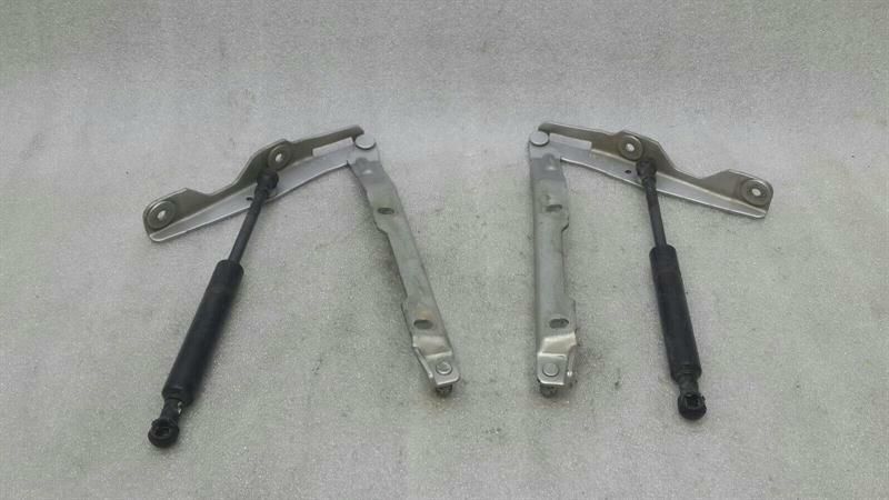 Porsche 911 996 Bonnet Hinge Set 996511151 Hood Hinge Set Complete