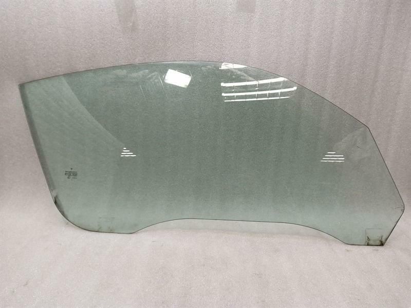 Porsche Cayman 987 right front door glass 98754251208 door window front right