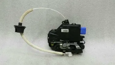 Porsche Cayman 987 RHD labās puses durvju slēdzene 3D2837016 stūre labajā pusē