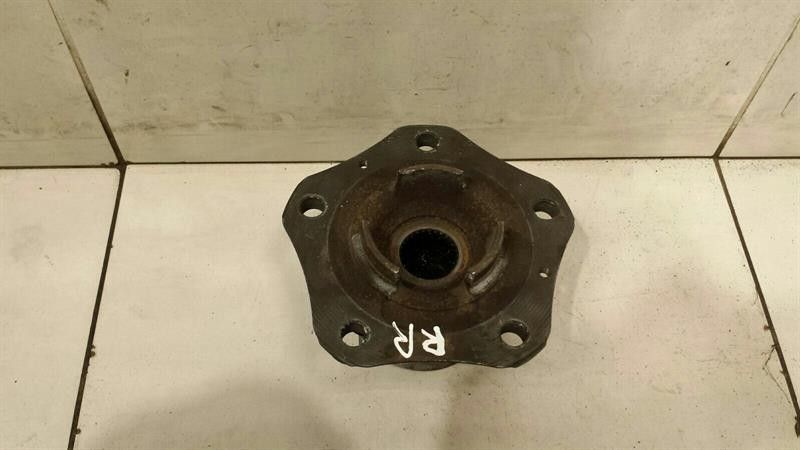 Porsche Cayman 987 right rear hub 99134160503 wheel bearing housing rear right