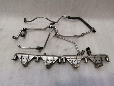 Porsche 911 991 Fuel Rail 9A111085903 Insprutningsliströrfördelare