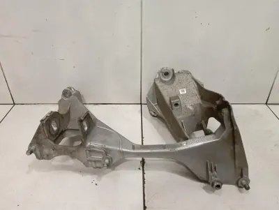 Porsche Cayman 981 Subframe Rear Left 98133115106 Axle Frame Rear Axle Left