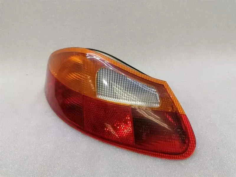 Porsche Boxster 986 left rear light 98663140303 tail light rear left