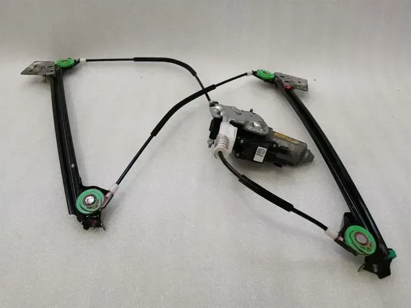 Porsche 911 996 Right Front Door Winder 99662410201 Window Regulator Front Right