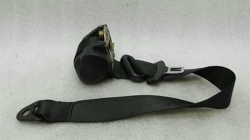 Porsche 911 996 front seatbelt 99680303300 seat belt front left