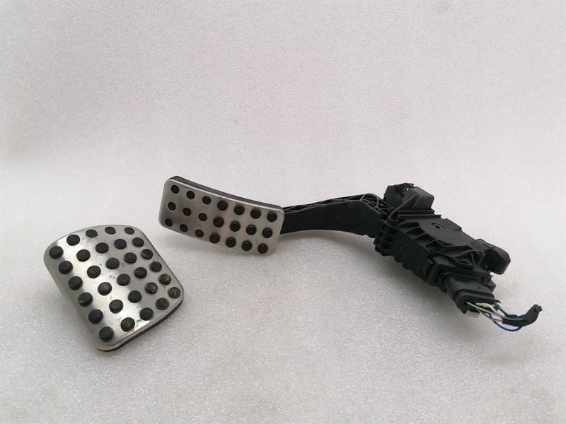 Mercedes A Class W177 A35 AMG Gas Pedal (Electrical) A177002100 Accelerator Pedal