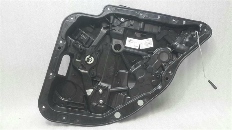 Mercedes E Class W213 Right Rear Door Winder A2137306805 Window Regulator Rear RE