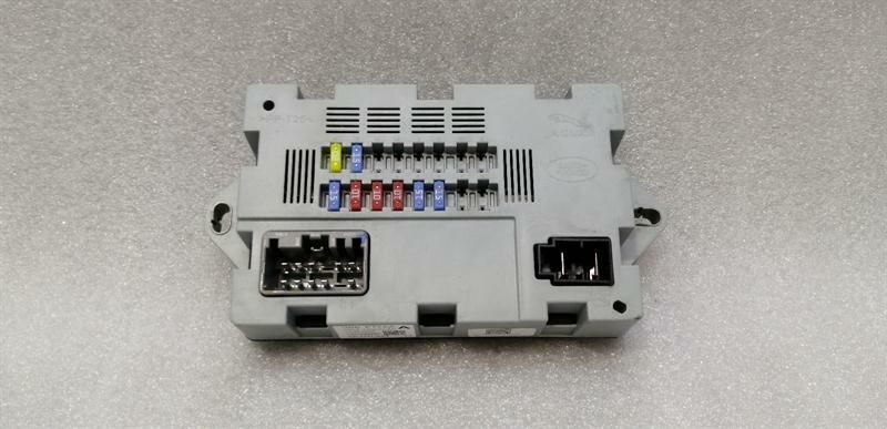 LAND ROVER RANGE ROVER EVOQUE Fuse Box CPLA-14Q073-AA Fuse Box