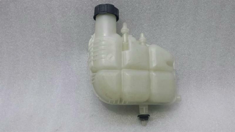 BMW X1 F48 F45 Expansion Tank 7617362 Expansion Tank Coolant