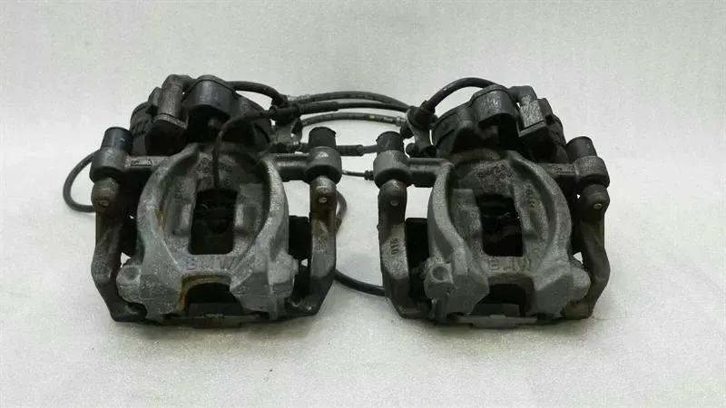 BMW X1 F48 rear caliper set 6860397 brake caliper rear set left + right