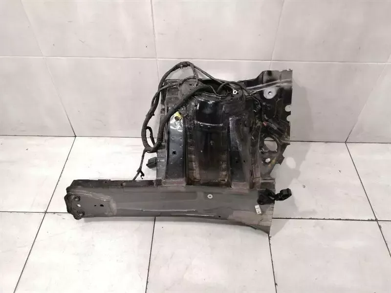 BMW X1 F48 right front chassis leg 41007427782 right front wheelhouse