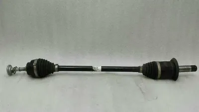 BMW X1 F48 задна лява полуоска 7646867 полуоска задна лява