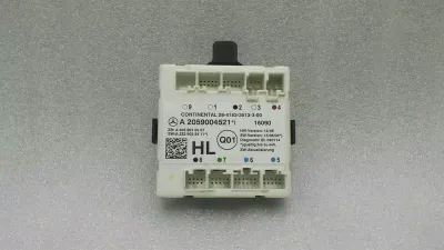 Mercedes C W205 aizmugurējo kreiso durvju modulis A2059004521 durvju aizmugurējās kreisās puses vadības bloks