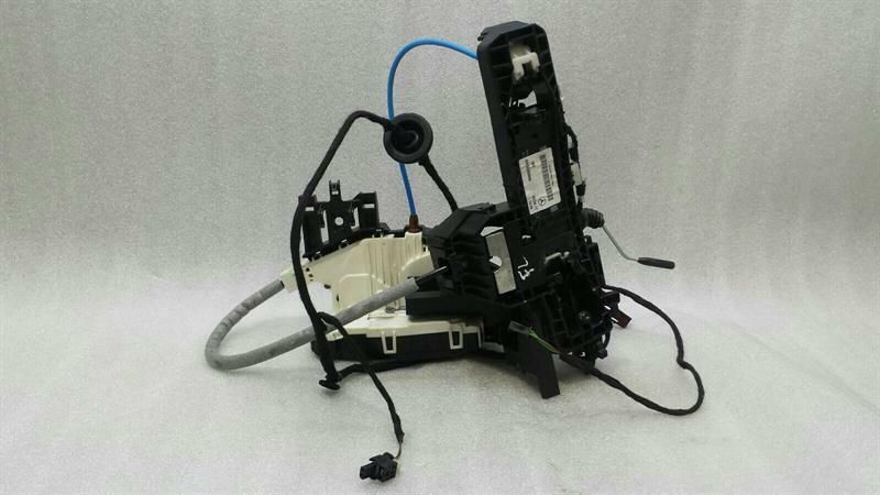 Mercedes A45 AMG W176 front left door lock A1667200735 door lock front RHD