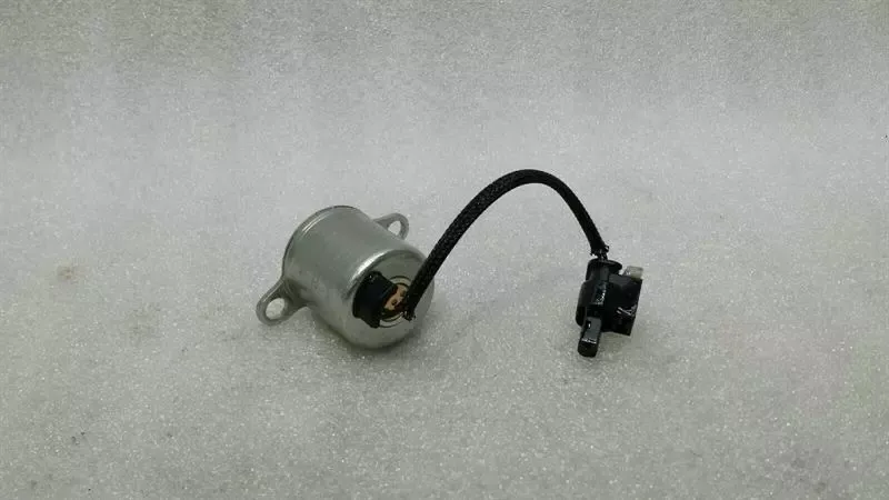 Mercedes A45 AMG W176 Gearbox Lift Solenoid A2469820303 Transmission Valve