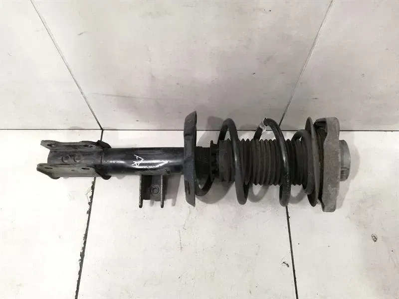 Mercedes A45 AMG W176 Shock Absorber Front Right A1763235200 Shock Absorber Front