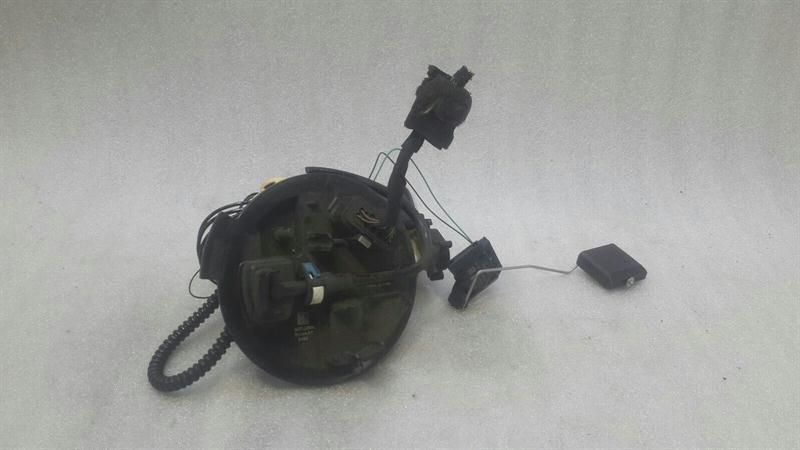 Mercedes C Class W205 Fuel Pump Electric A2054701594 Fuel Pump M274 C200