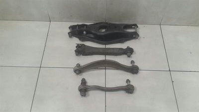Комплект поперечных рычагов Mercedes W205 RRH A2043502206, комплект поперечных рычагов заднего правого C200