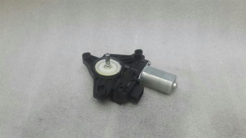 Mercedes C Class W205 Door Window Motor A2059060301 Window Regulator Motor.