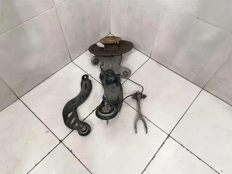 Mercedes CLA W117 C117 Left Rear Hub Set A1763500500 Wheel Bearing Housing Rear Li