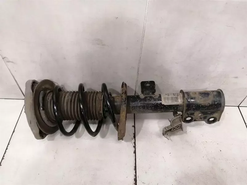 Mercedes A W176 A45 AMG Shock Absorber FLH A1763233500 Shock Absorber Front Left