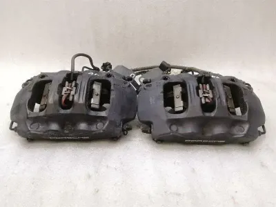 Porsche Cayman 718 priekšējo bremžu suportu komplekts 99135105207 bremžu suportu priekšējais komplekts