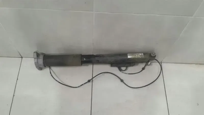 Mercedes E Class W213 Shock Absorber Rear A2133205500 Rear Shock Absorber EDC LI