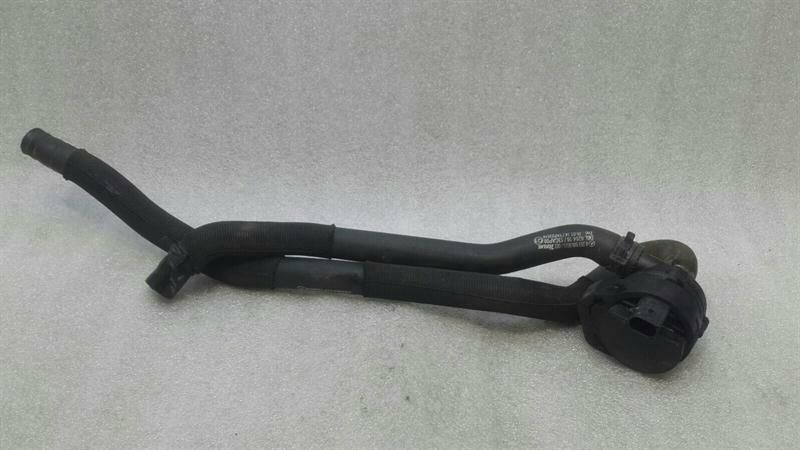 Mercedes E Class W213 Additional Cooling Pump A2118350028 Coolant Pump Pump