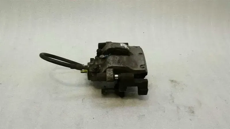 Mercedes C Class W205 Right Rear Caliper A2054230481 Brake Caliper Rear Right