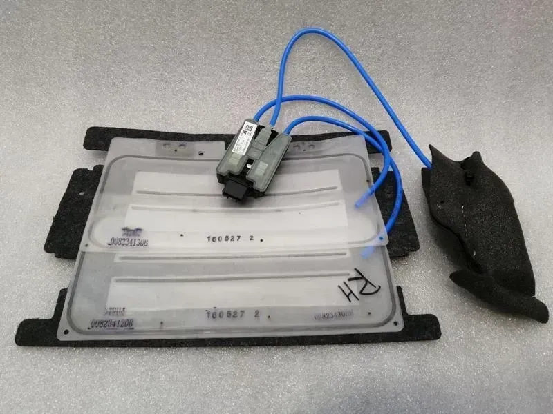 Mercedes C Class W205 right seat lumbar support A0009107708 right seat