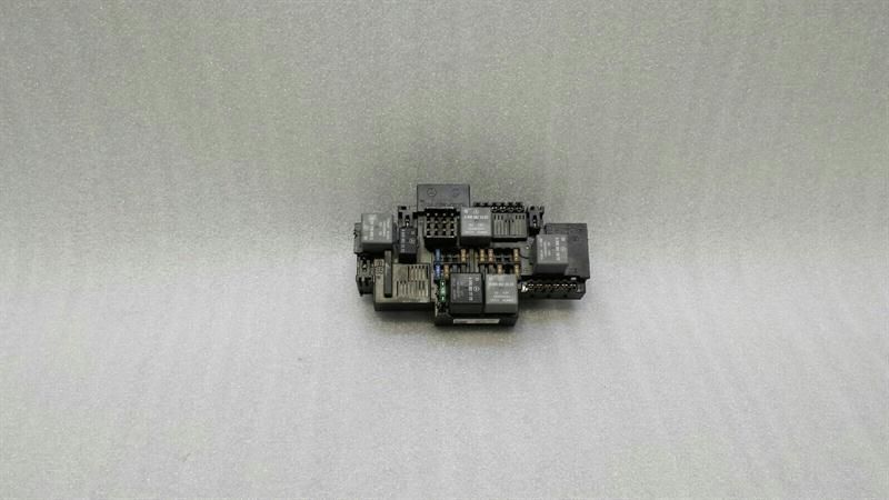 Mercedes C Class W205 Fuse Box A2229063302 Fuse Box