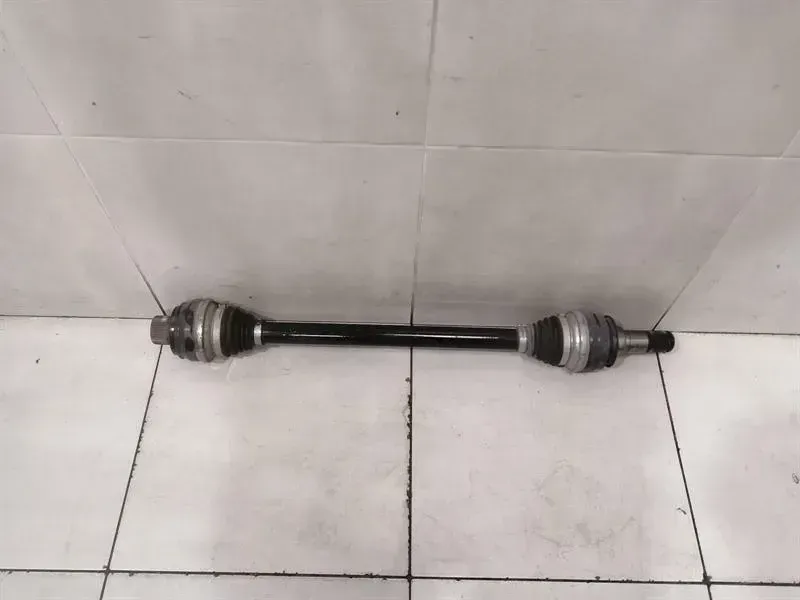 Porsche Macan 95B Left Rear Drive Shaft 95B501203K Drive Shaft Rear Left