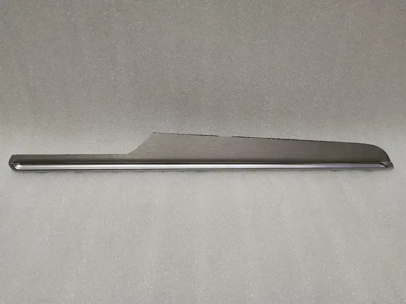 Porsche Macan 95B Door Trim Cover Rear Left 95B867061 Molding Rear Left