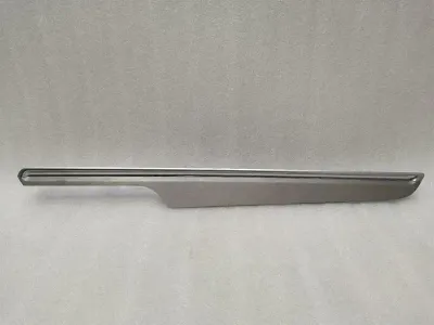 Porsche Macan 95b rrh Door Trim Veneer 95B867062H Molding Rear Right