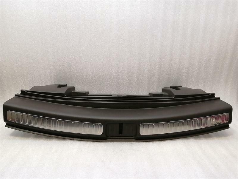 Porsche Macan 95B Boat Loading Cover 95B864483J Suitcase Trim