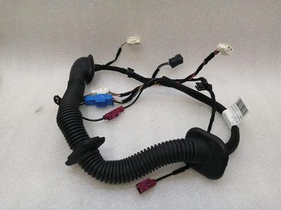 Mercedes A klase W177 pasažieru durvju vadi A1775408220 pasažieru durvju siksna