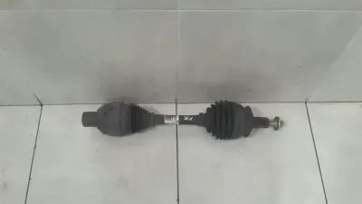 Mercedes A Class W176 labā priekšējā piedziņas vārpsta A2463309500 Piedziņas vārpsta priekšējā RE