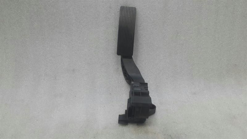 Mercedes A Class W176 RHD Gas Pedal A2463001804 Right Hand Drive