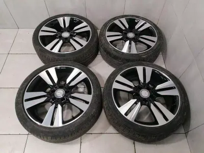 4X Mercedes Klasa A W246 W176 CLA C117 225 40 R18 A2464010402 Felgi aluminiowe