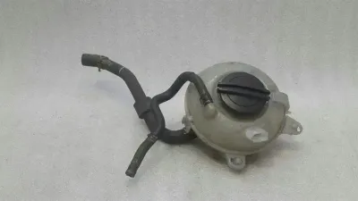 Audi S3 8V expansion tank 5Q0121407G expansion tank coolant